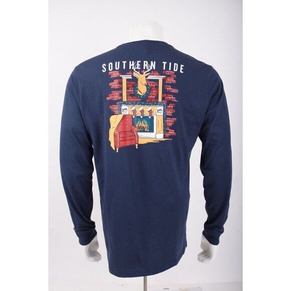 Southern Tide Mens Christmas Tee Shirt M Merry Christmas Reindeer Fireplace NWT - Picture 1 of 6